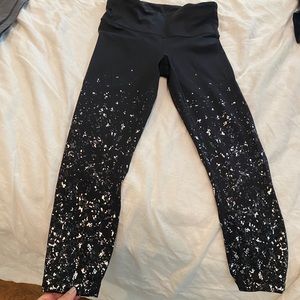 Lululemon leggings. Size 6. Black and silver